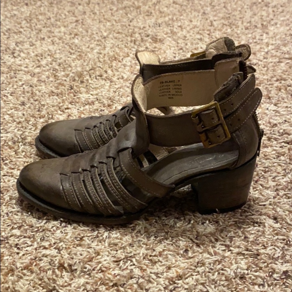 Freebird “Blake” sandal